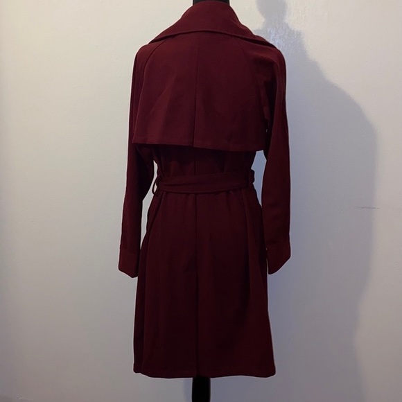 Gabardina. - Picture 2 of 4